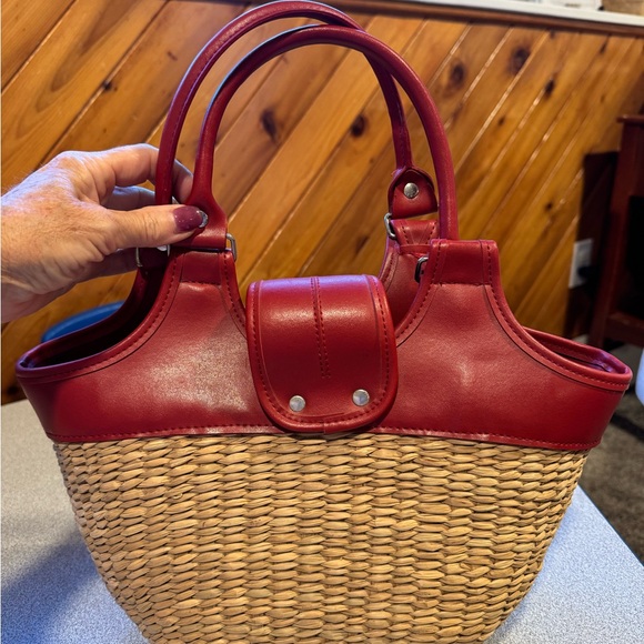 Sun and Sand Red and Tan women’s woven purse - Picture 5 of 7